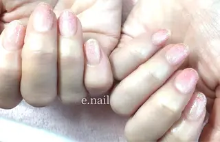 ネイル e.nail所属・和賀井 恵理のネイルデザイン