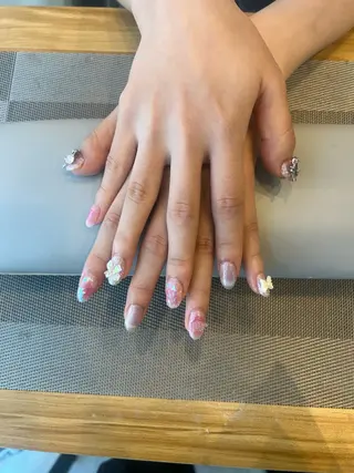ネイル 君美ネイル所属・南田 リジュンのネイルデザイン