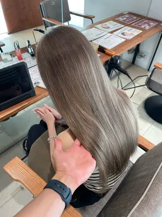 ロング ひたち野うしく 古田　捷人のヘアスタイル