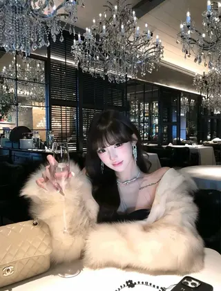 セミロング カラー 原宿／ワンホンヘア SAAYA🖤のヘアスタイル