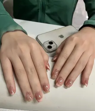 ネイル 高木 維麗絲のネイルデザイン