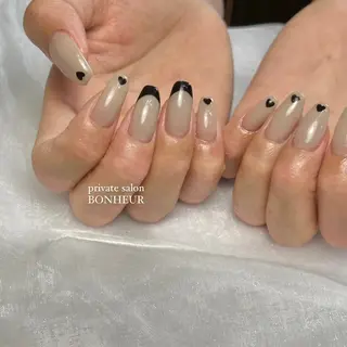 ネイル BONHEUR Annaのネイルデザイン