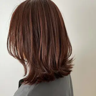 ミディアム カラー KNOWHOW京都所属・トレンド/顔まわり/ レイヤー/グレージュのヘアスタイル