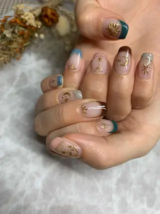 ミディアム ネイル misaki ..のネイルデザイン