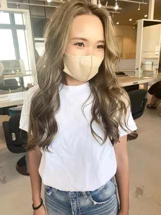 セミロング カラー ヘアアレンジ ネイル マツエク・マツパ アイブロウ 井上 一平のヘアスタイル