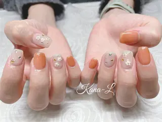 ネイル 芦辺 香奈のネイルデザイン