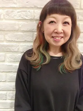 セミロング カラー la fith所属・rico_by ヘアとアイブロウのヘアスタイル