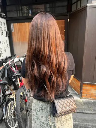 ミディアム カラー パーマ ヘアアレンジ キッズ ネイル マツエク・マツパ アイブロウ 堀井 凌平のヘアスタイル