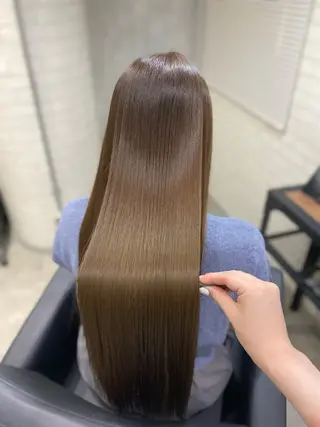 ロング カラー shiori/透明感 /顔周り/髪質改善のヘアスタイル