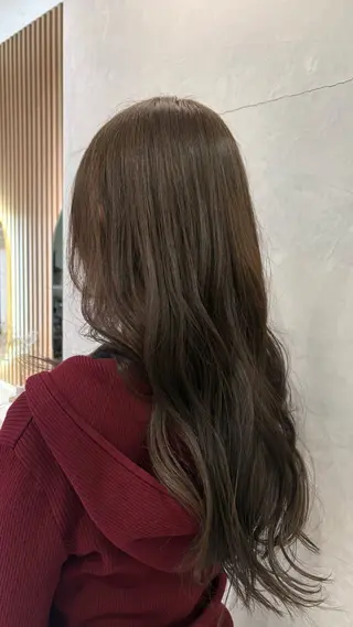 ロング カラー Kyeco大宮所属・足立 愛菜のヘアスタイル