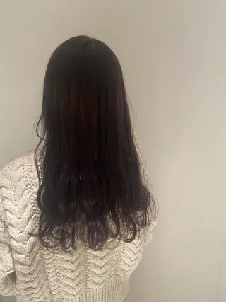 ロング カラー カジュアルを女っぽく 𝗮𝘆𝗮𝗰𝗼のヘアスタイル