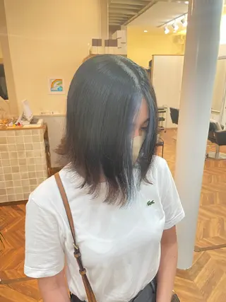 ミディアム カラー moe🥣ﾚｲﾔｰ ｶｯﾄ/透明感ｶﾗｰのヘアスタイル