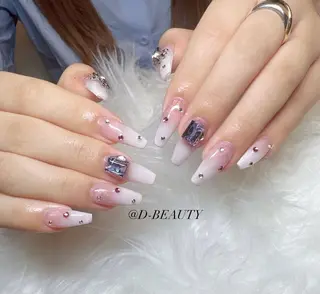 ネイル D-BEAUTY Nailsalonのネイルデザイン