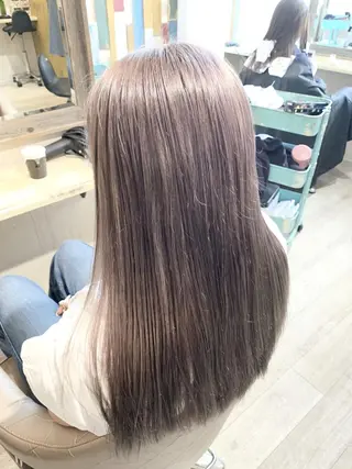 ミディアム カラー 嶋村夏実🌼レイヤー 🌸白髪ぼかしのヘアスタイル