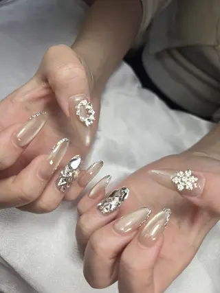 ネイル ネイルサロンベルティ .ひとみのネイルデザイン