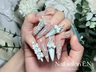 ネイル E.N🦋 長さ出し/持ち込みのネイルデザイン