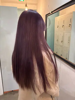 ロング AWESOME所属・うる艶ストレート/ 縮毛矯正 Manaのヘアスタイル