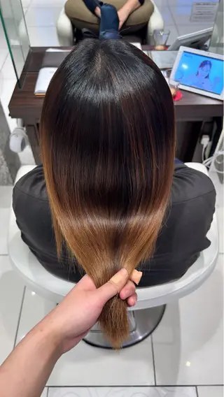 ミディアム EARTH 浜松市野店所属・艶髪/透明感 /YURIA🤍のヘアスタイル