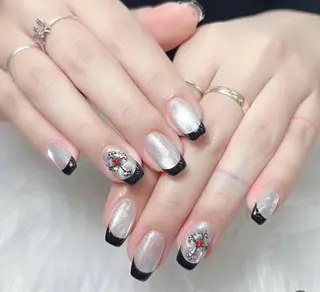 ネイル Lyna 池袋のネイルデザイン