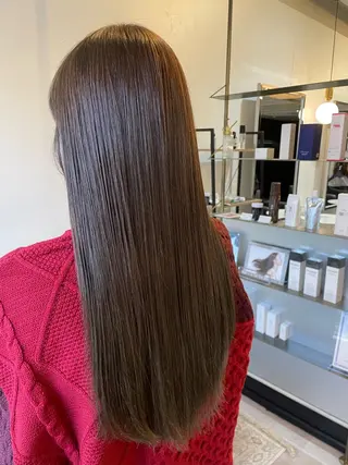 カラー Yukinari /透明感カラーのヘアスタイル