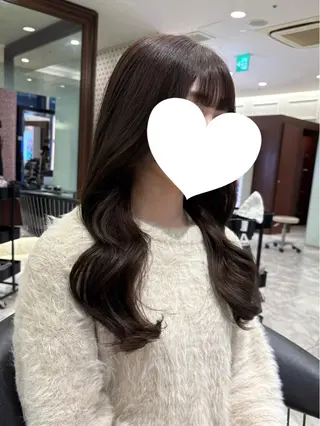 セミロング カラー パーマ 韓国っぽ透け感カラー マンツーマン🫧なおのヘアスタイル