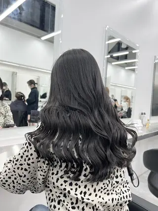 カラー 🪞SHE池袋 Official🪞のヘアスタイル