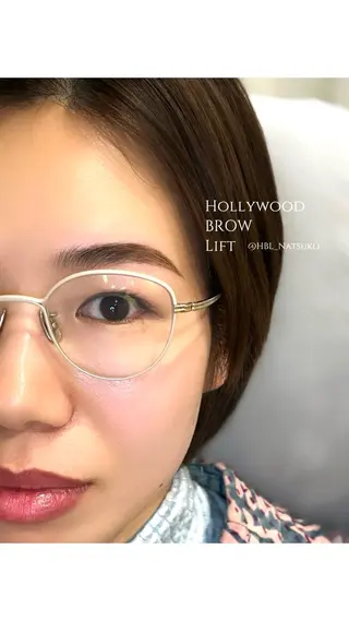 アイブロウ Natsuki 土曜はヘアのみのマツエク・マツパデザイン