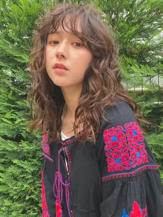 セミロング パーマ 森貴裕/ベージュ/ パーマ/オリーブのヘアスタイル