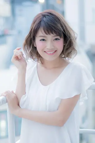 ミディアム カラー パーマ ヘアアレンジ マツエク・マツパ 髪質改善サロン Liko🌟のヘアスタイル