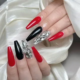 ネイル Maggie Nail🦩のネイルデザイン