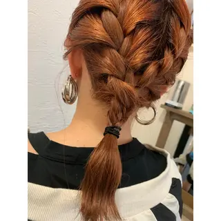 セミロング カラー fio マナミのヘアスタイル