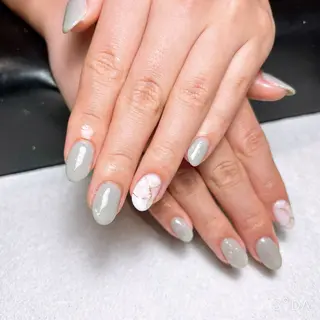 ⭐︎モデル募集中⭐︎ Mのネイルデザイン