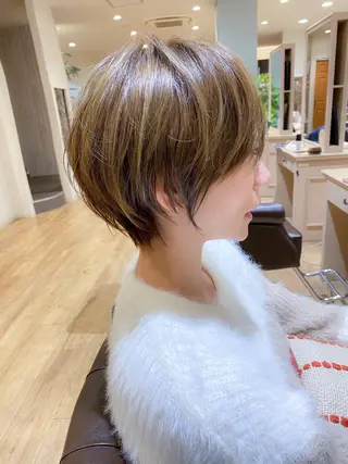 ショート カラー 柳 雄輝のヘアスタイル