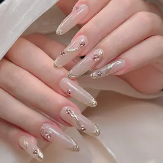 ネイル Iris  Nail所属・akige akigeのネイルデザイン