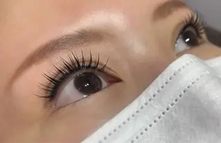 マツエク・マツパ D's SALON所属・D′s SALON ディーズサロン眞仁田のマツエク・マツパデザイン