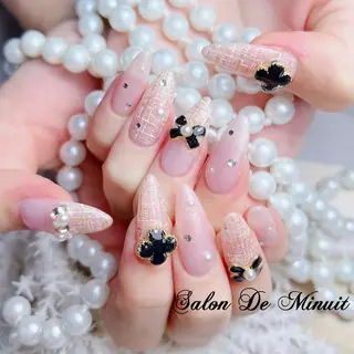 ネイル Una ☀️☀️のネイルデザイン