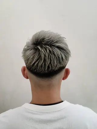 ショート カラー メンズ 電髪倶楽部　美膳所属・荒井 琢人のヘアスタイル