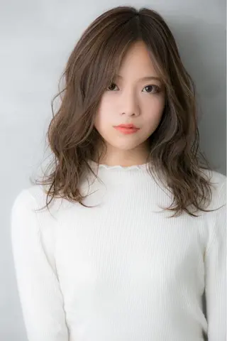 ミディアム カラー 巻けるケア縮毛矯正✨ ケアカラー✨山下のヘアスタイル