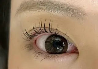 マツエク・マツパ 南森町🎀HANAE まつ毛パーマ☆ネイルのマツエク・マツパデザイン