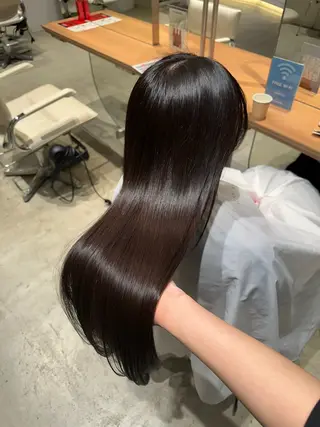 ロング Kurt by deco所属・hana /ハイトーンカラーのヘアスタイル