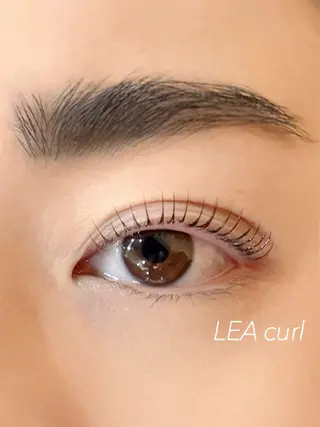 マツエク・マツパ アイラッシュリゾートカハラ新宿本店所属・Kahala KOMADAのマツエク・マツパデザイン