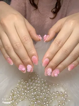 ネイル 西野 カナのネイルデザイン