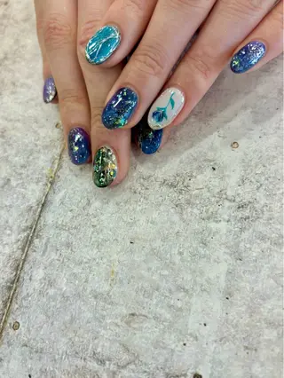 ネイル 安藤 彩乃のネイルデザイン