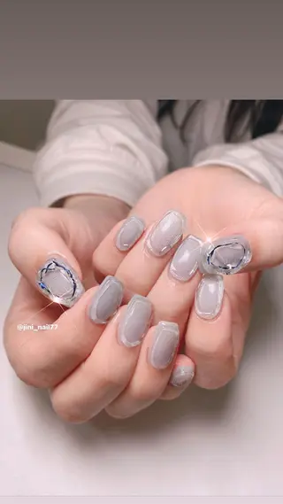 ネイル JINI NAIL所属・ジニ ネイルのネイルデザイン