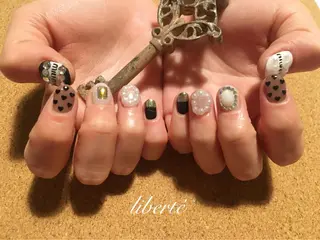 ネイル liberté (リベルテ)のネイルデザイン