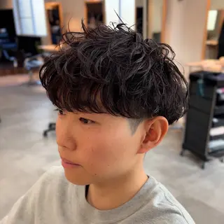 パーマ メンズ 男の理想を叶える🔥 メンズパーマ特化|関のヘアスタイル