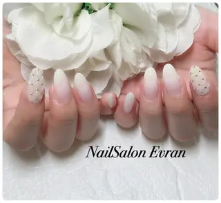 ネイル Nail salon Evranのネイルデザイン