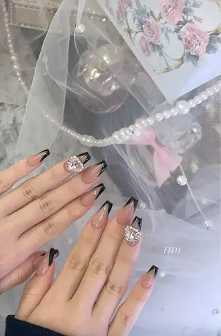 ネイル TIDY M&Mのネイルデザイン