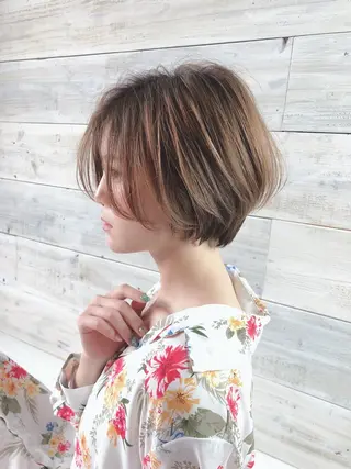 ショート ハッシュカット/ボブ /レイヤー/彩奈のヘアスタイル