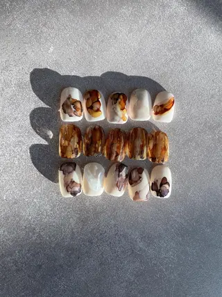 ネイル Slow.Nail Tomomiのネイルデザイン